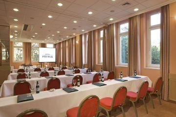 Hotel Patria Pécs Eksteriør bilde